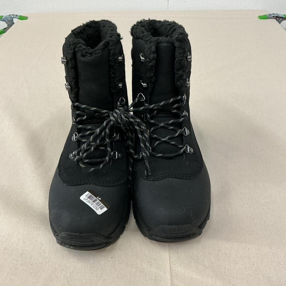 Warm and durable winter hiking‎ boots